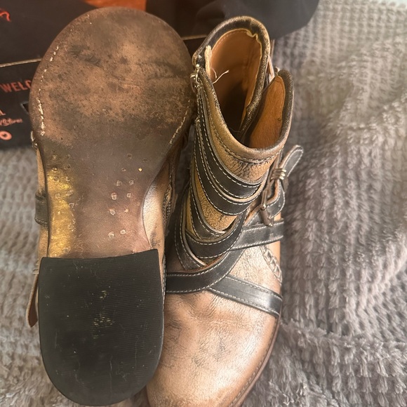 Stylish Freebird Leather Boots - Picture 3 of 7